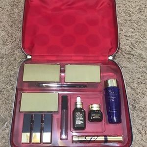 NEW Estée Lauder Set Faux Crocodile makeup case